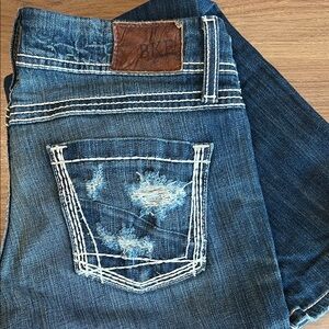 BKE (Buckle) Stella Straight Leg Blue Distressed Denim Jeans